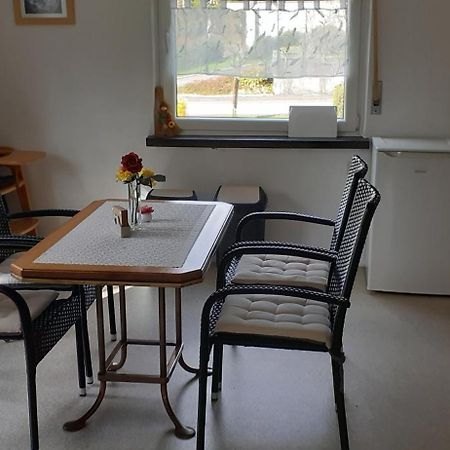 Ferienwohnung An Der Burg Windeck Екстериор снимка
